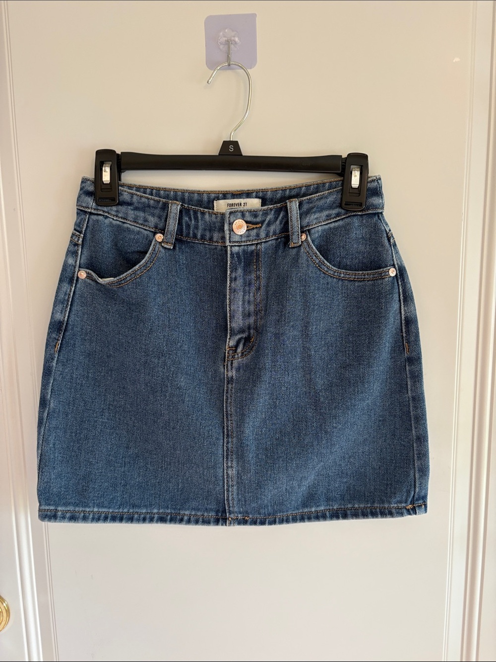 Forever 21 denim mini skirt